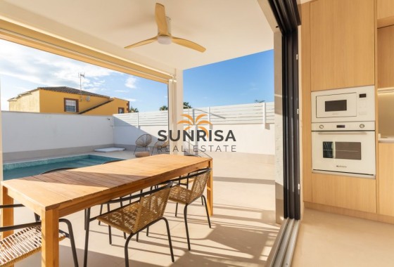 Villa · Revente - Torrevieja · La Siesta - El Salado - Torreta · Alicante · Espagne