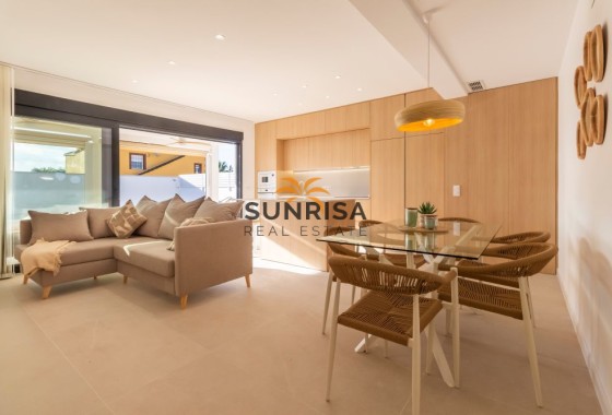 Villa · Revente - Torrevieja · La Siesta - El Salado - Torreta · Alicante · Espagne
