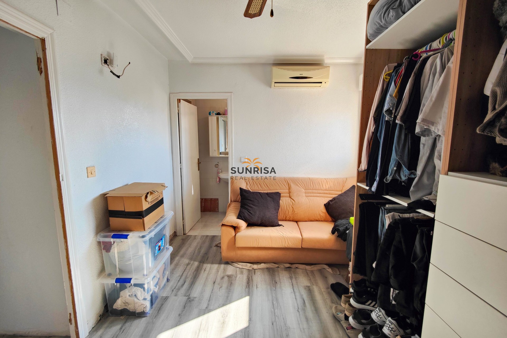 Resale - Townhouse - San Miguel de Salinas