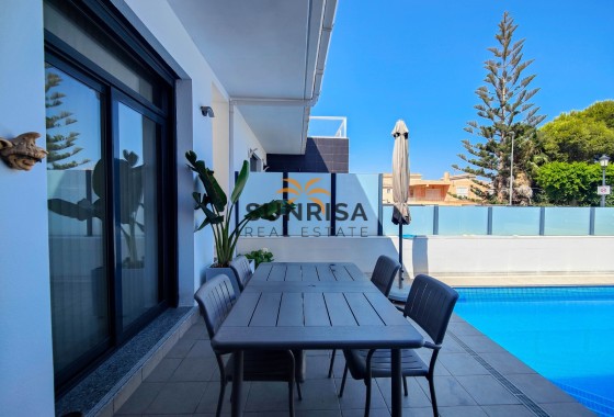 Villa · Revente - Formentera del Segura · Alicante · Espagne