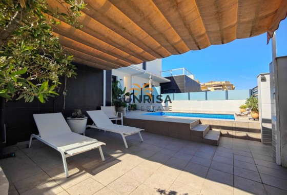 Villa · Revente - Formentera del Segura · Alicante · Espagne