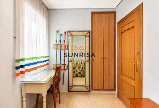 Appartement · Revente - Torrevieja · Playa del Cura · Alicante · Espagne