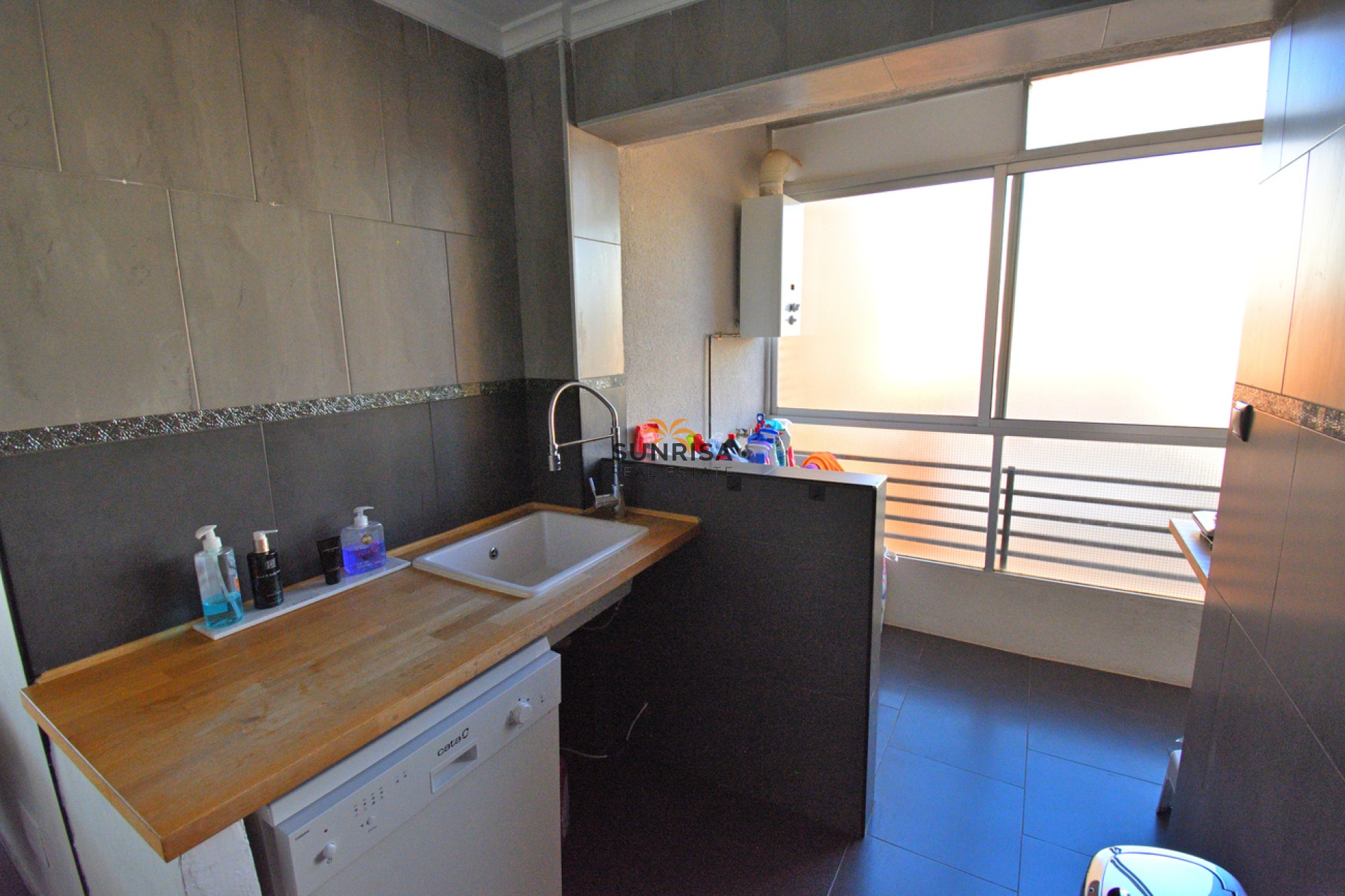 Herverkoop - Appartement - Daya Nueva