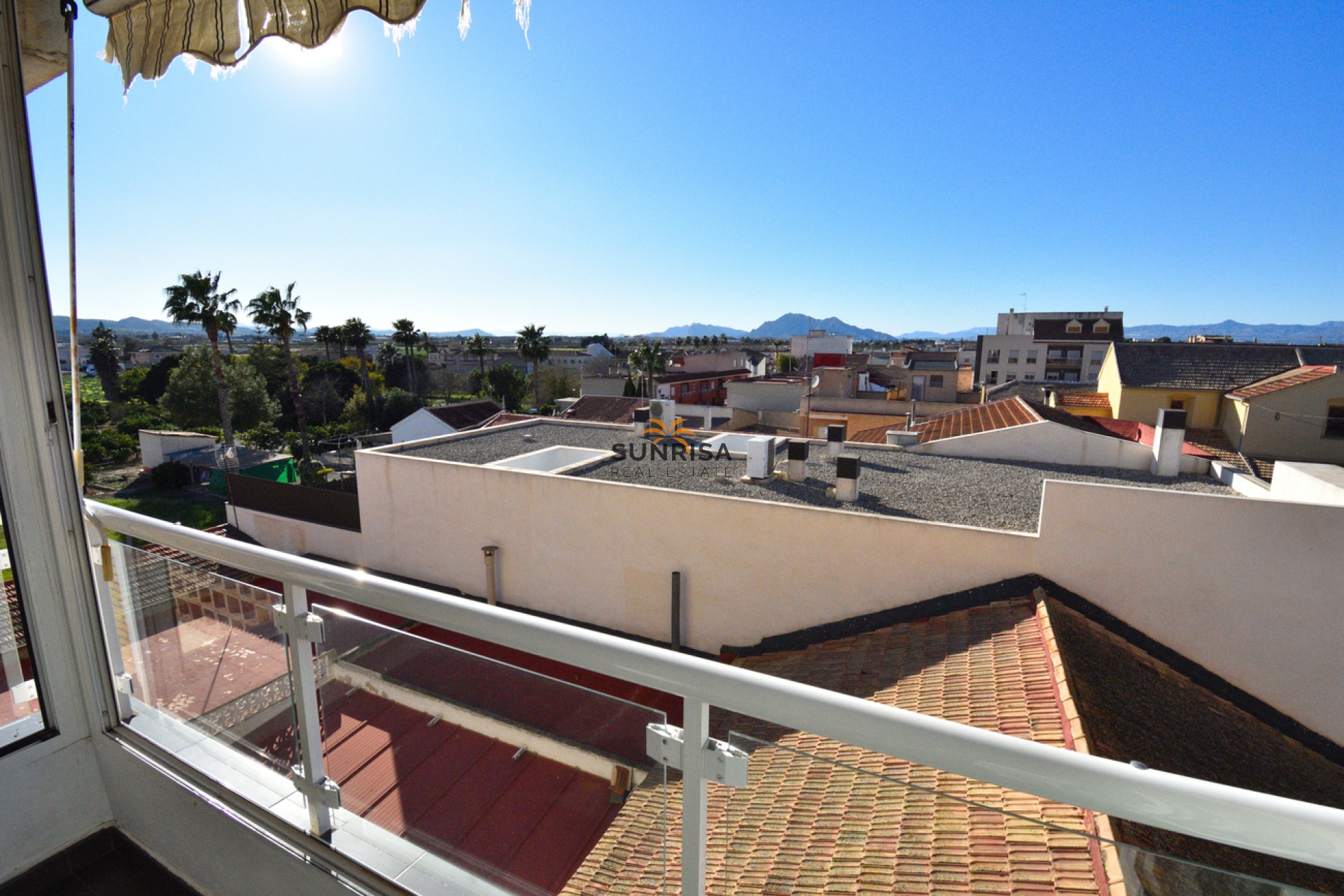 Herverkoop - Appartement - Daya Nueva