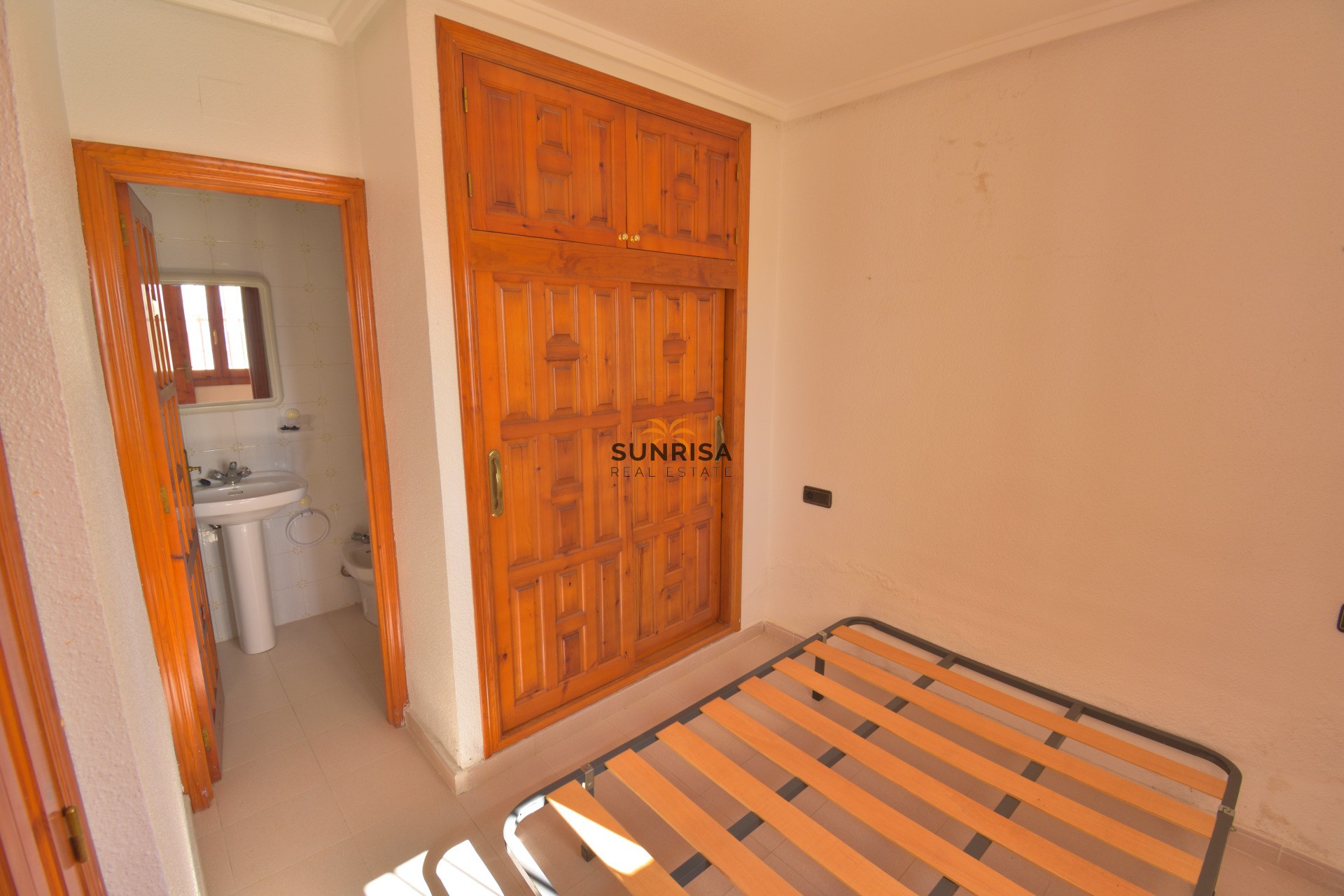 Resale - Apartment - Rojales