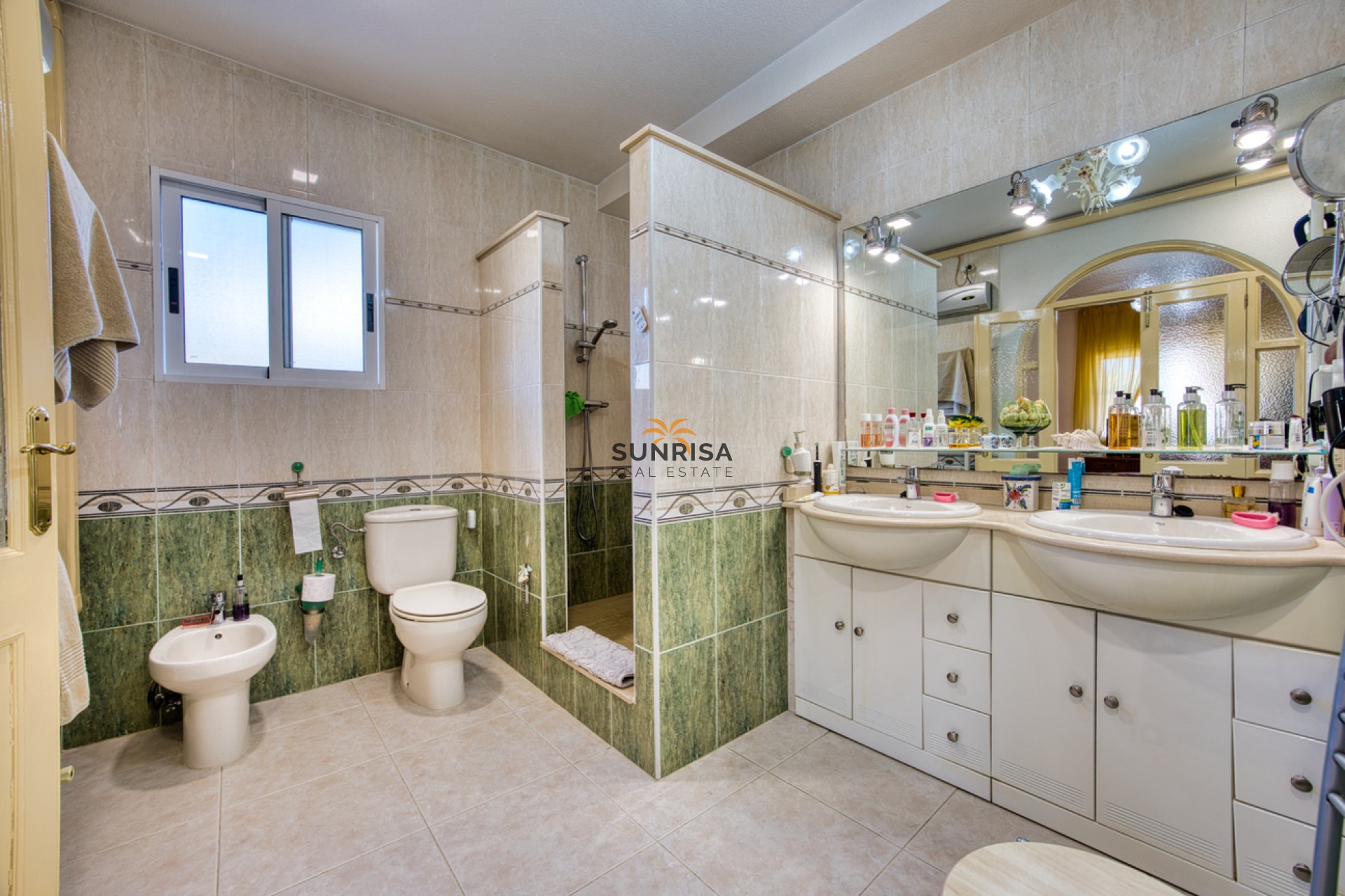 Reventa - Villa - Benimar