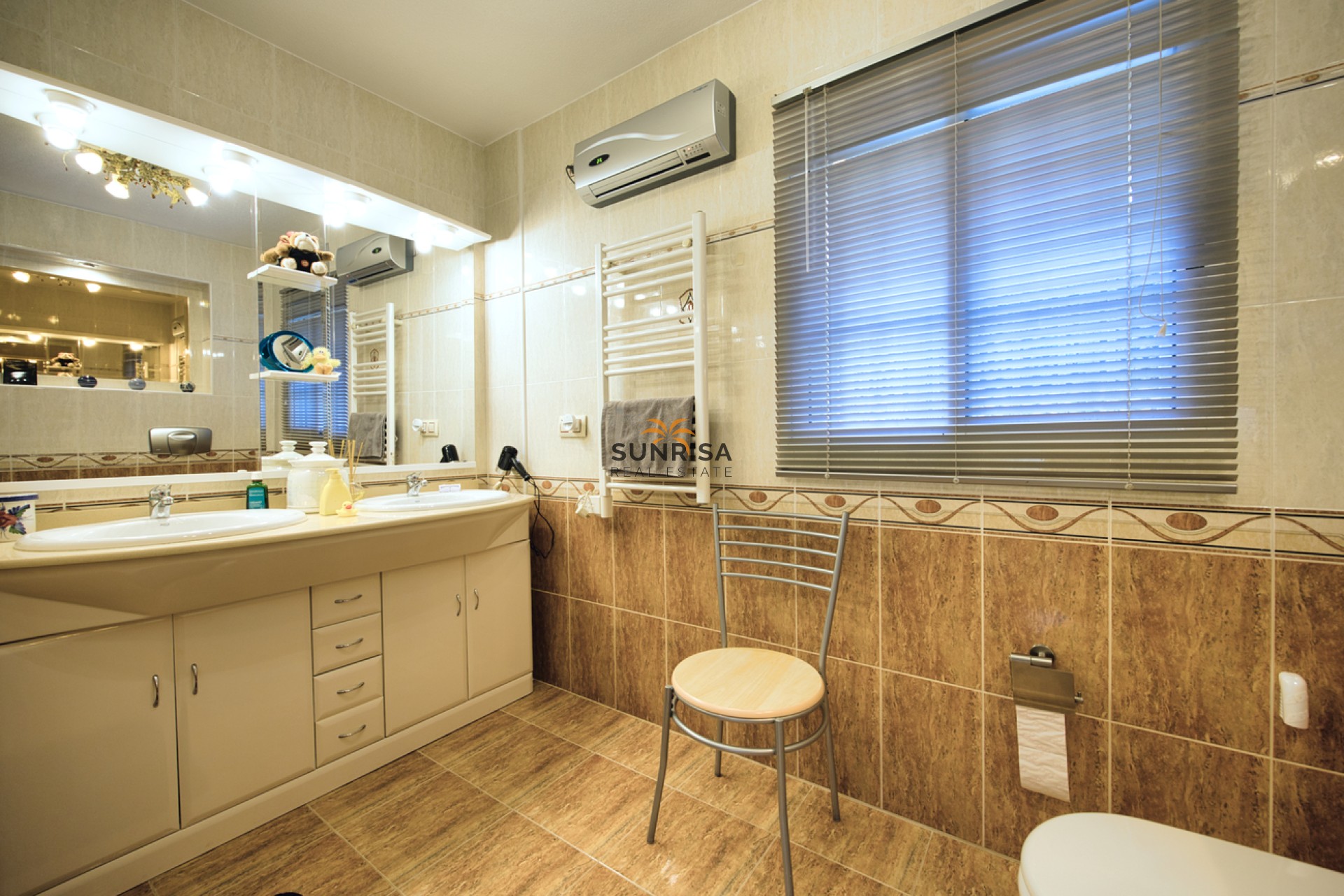 Reventa - Villa - Benimar