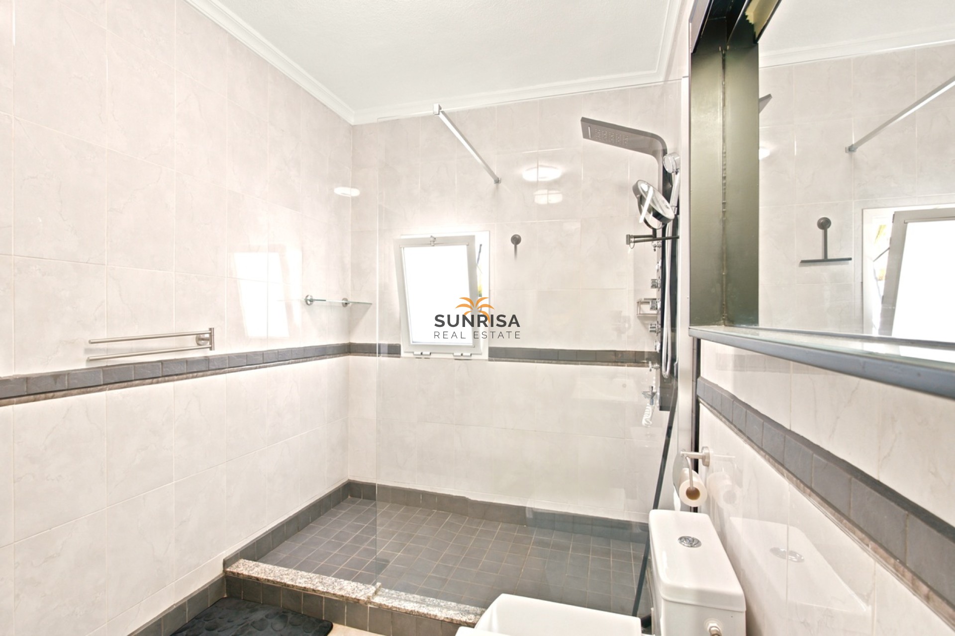 Revente - Villa - Ciudad Quesada