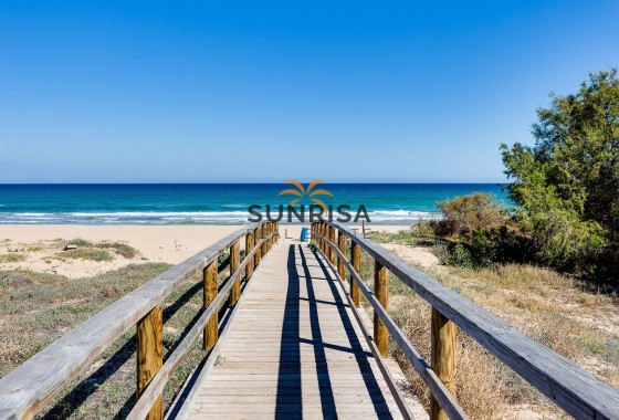 Adosado · Reventa - San Fulgencio · Urb. La Marina · Alicante · España