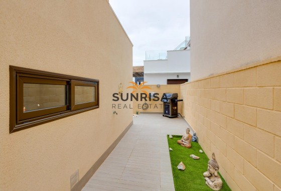 Villa · Reventa - Ciudad Quesada · Alicante · España