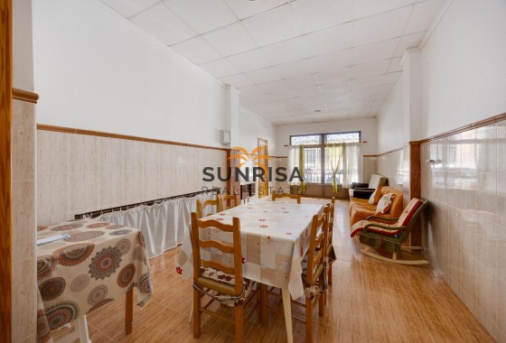 Apartment · Resale - Torrevieja · Playa del Cura · Alicante · Spain