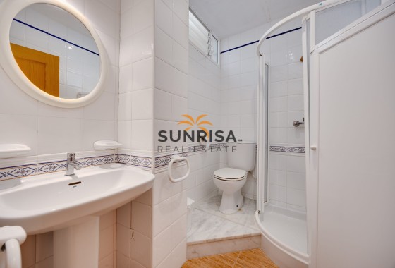 Apartment · Resale - Torrevieja · Playa del Cura · Alicante · Spain