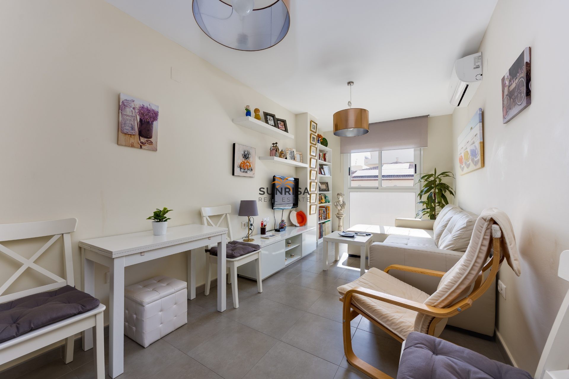 Resale - Apartment - Torrevieja