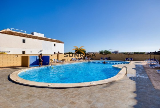 Bungalow · Reventa - Torrevieja · Jardín del Mar · Alicante · España