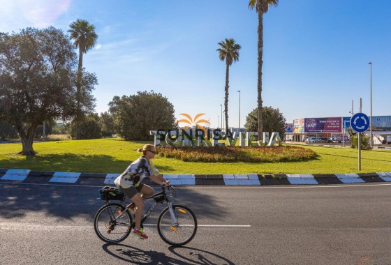 Bungalow · Reventa - Torrevieja · Jardín del Mar · Alicante · España