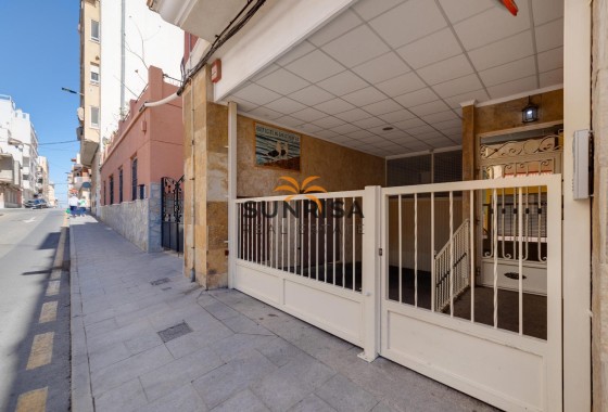 Appartement · Herverkoop - Torrevieja · Centro · Alicante · Spanje