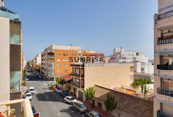 Appartement · Herverkoop - Torrevieja · Centro · Alicante · Spanje