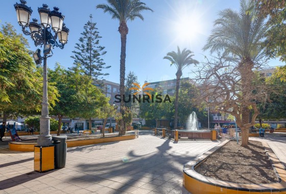Appartement · Herverkoop - Torrevieja · Centro · Alicante · Spanje