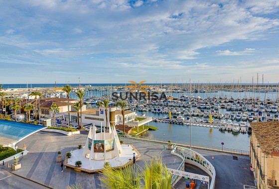 Appartement · Herverkoop - Torrevieja · Centro · Alicante · Spanje