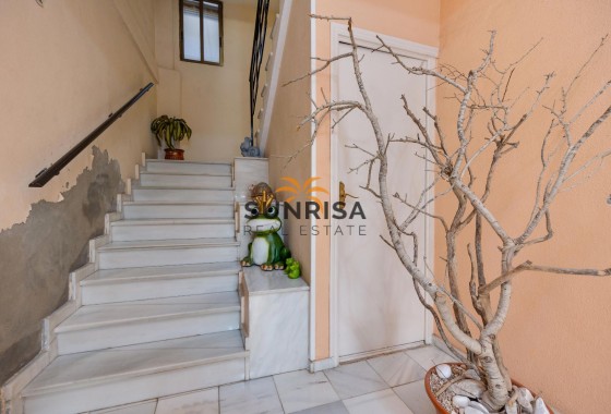 Apartamento · Reventa - Torrevieja · Alicante · España