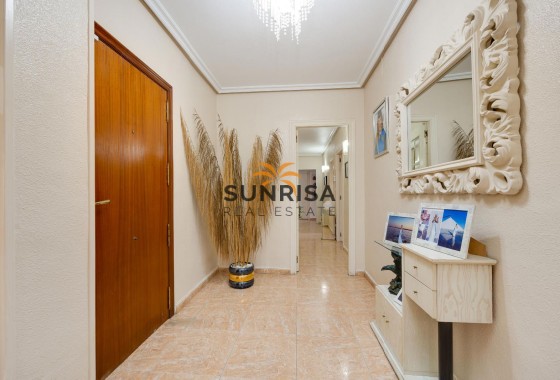 Apartamento · Reventa - Torrevieja · Alicante · España