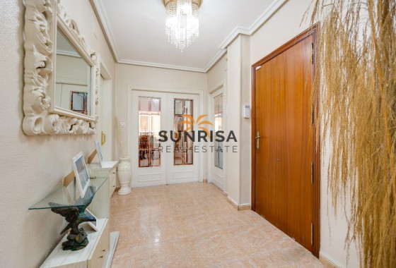 Apartamento · Reventa - Torrevieja · Alicante · España
