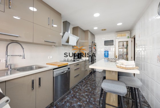 Apartamento · Reventa - Torrevieja · Alicante · España