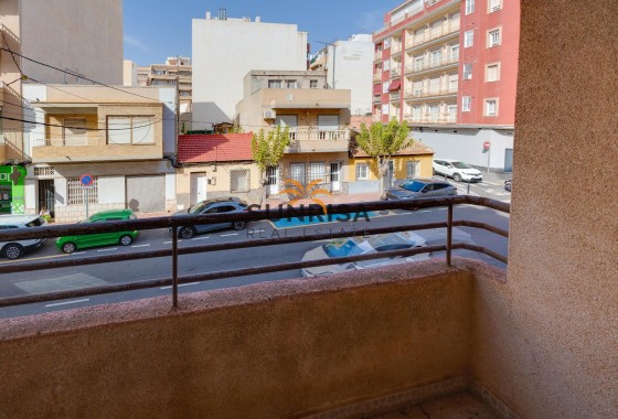 Apartamento · Reventa - Torrevieja · Alicante · España