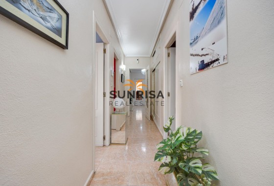 Apartamento · Reventa - Torrevieja · Alicante · España