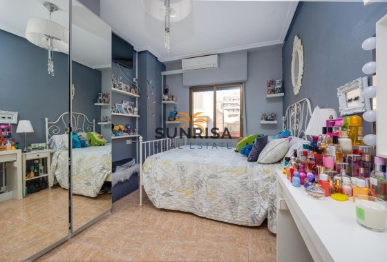 Apartamento · Reventa - Torrevieja · Alicante · España