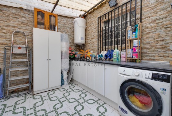 Apartamento · Reventa - Torrevieja · Alicante · España