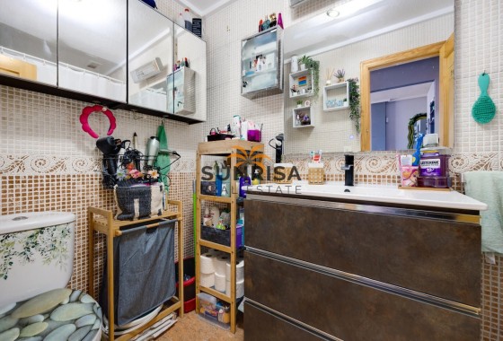 Apartamento · Reventa - Torrevieja · Alicante · España
