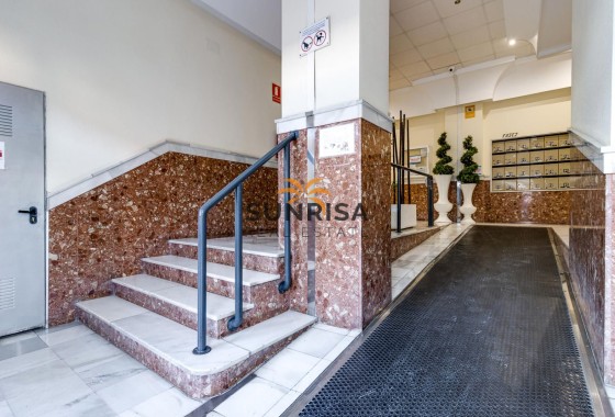 Apartamento · Reventa - Torrevieja · Alicante · España