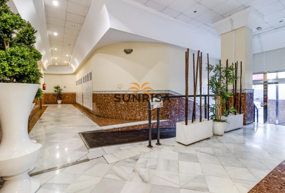 Apartamento · Reventa - Torrevieja · Alicante · España
