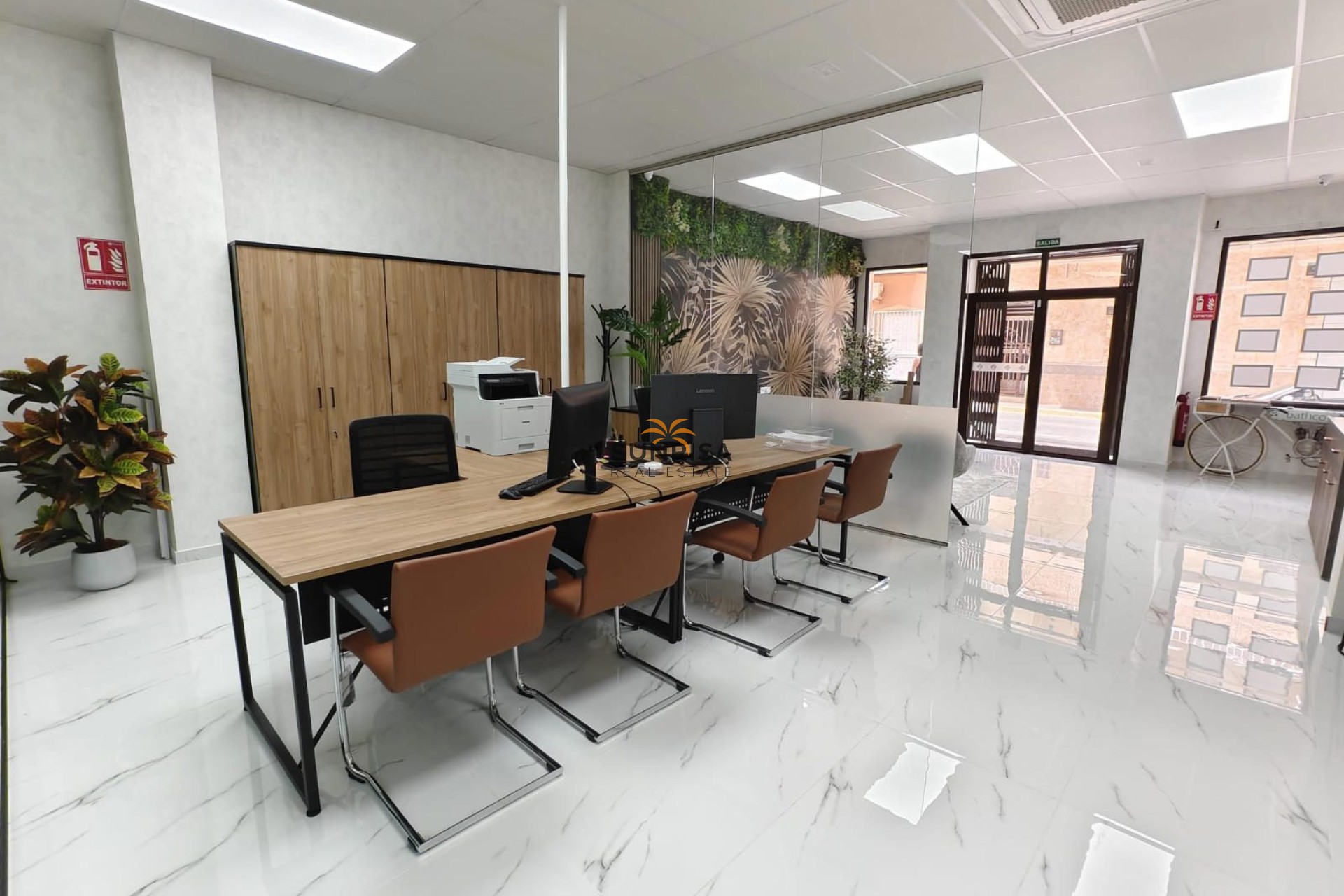 Reventa - Local comercial - Los Montesinos