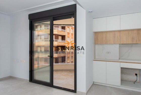Apartamento · Reventa - Torrevieja · Playa del Cura · Alicante · España