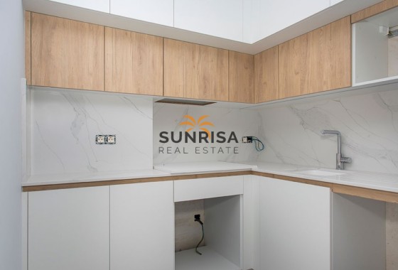 Apartamento · Reventa - Torrevieja · Playa del Cura · Alicante · España