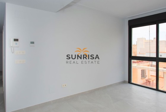 Apartamento · Reventa - Torrevieja · Playa del Cura · Alicante · España