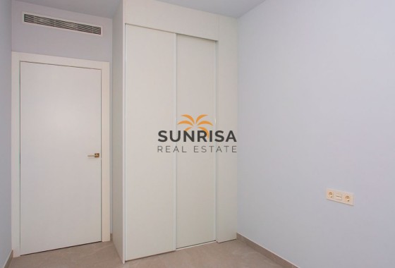 Apartamento · Reventa - Torrevieja · Playa del Cura · Alicante · España
