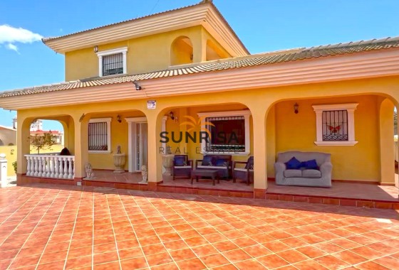 Villa · Resale - Torrevieja · Los Balcones · Alicante · Spain