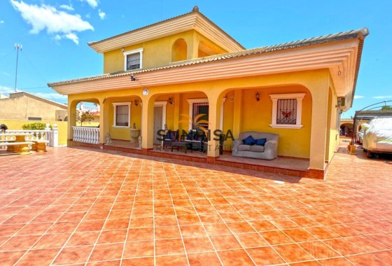 Villa · Resale - Torrevieja · Los Balcones · Alicante · Spain