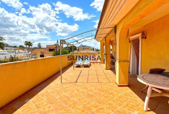 Villa · Resale - Torrevieja · Los Balcones · Alicante · Spain