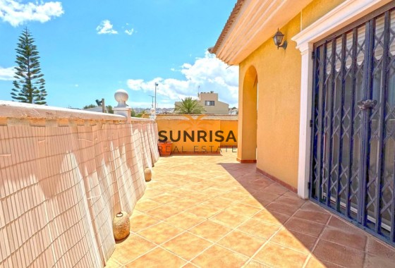 Villa · Resale - Torrevieja · Los Balcones · Alicante · Spain