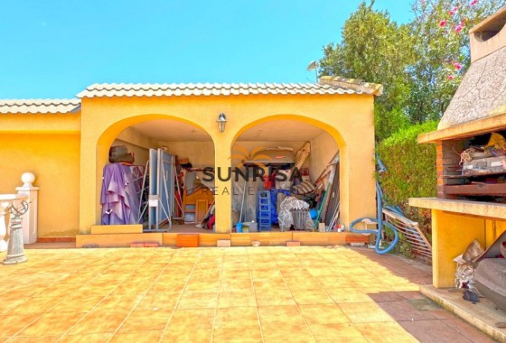 Villa · Resale - Torrevieja · Los Balcones · Alicante · Spain