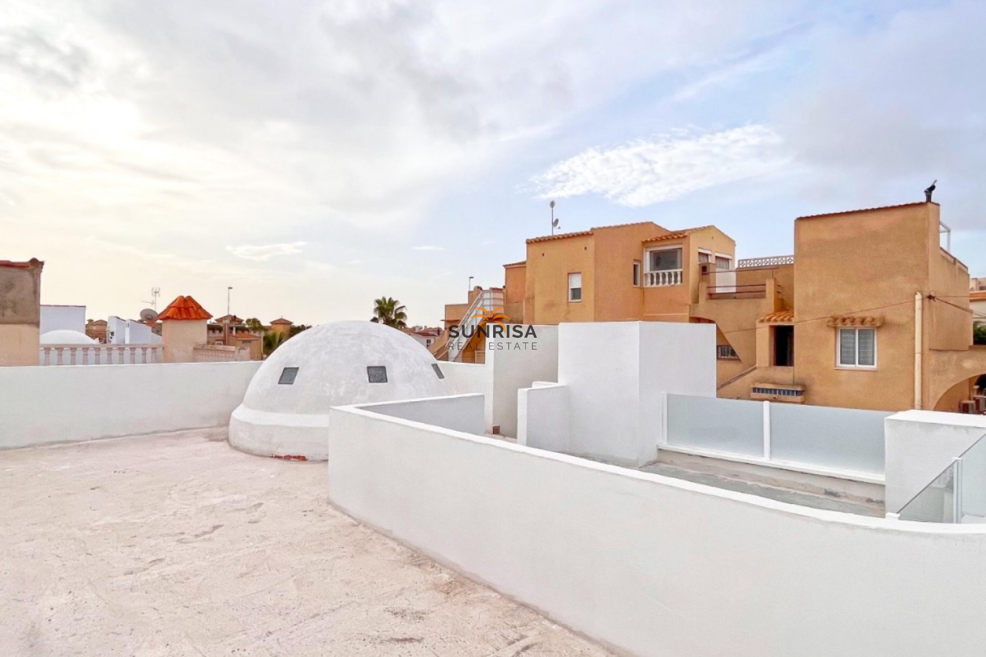 Resale - Bungalow - Orihuela Costa
