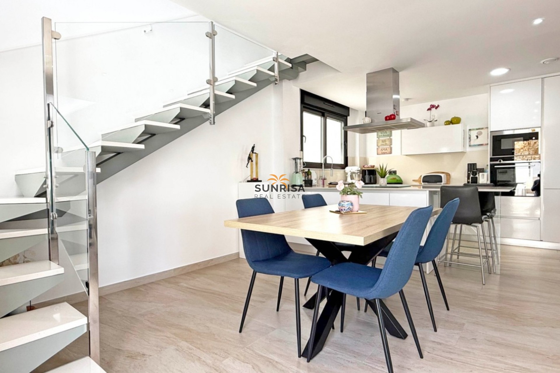 Resale - Villa - Orihuela Costa