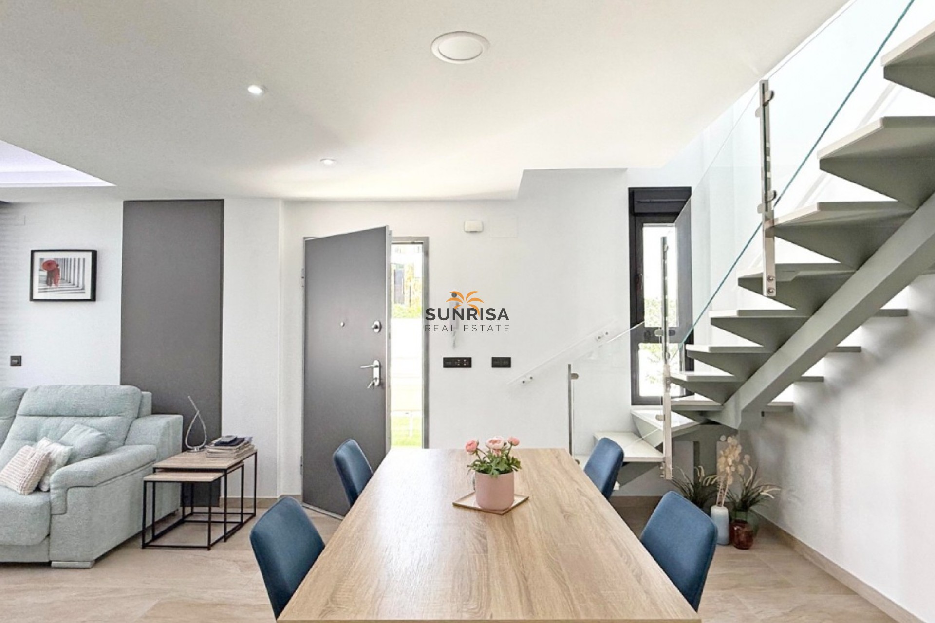Resale - Villa - Orihuela Costa