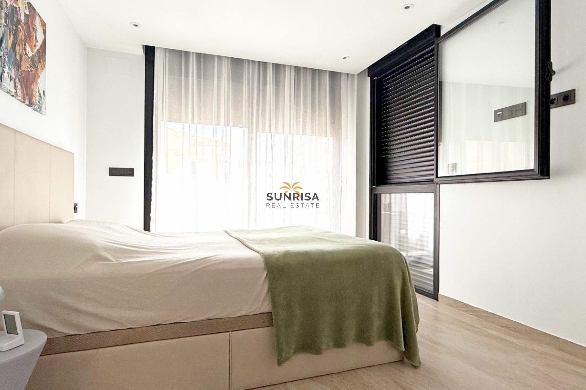 Resale - Villa - Orihuela Costa