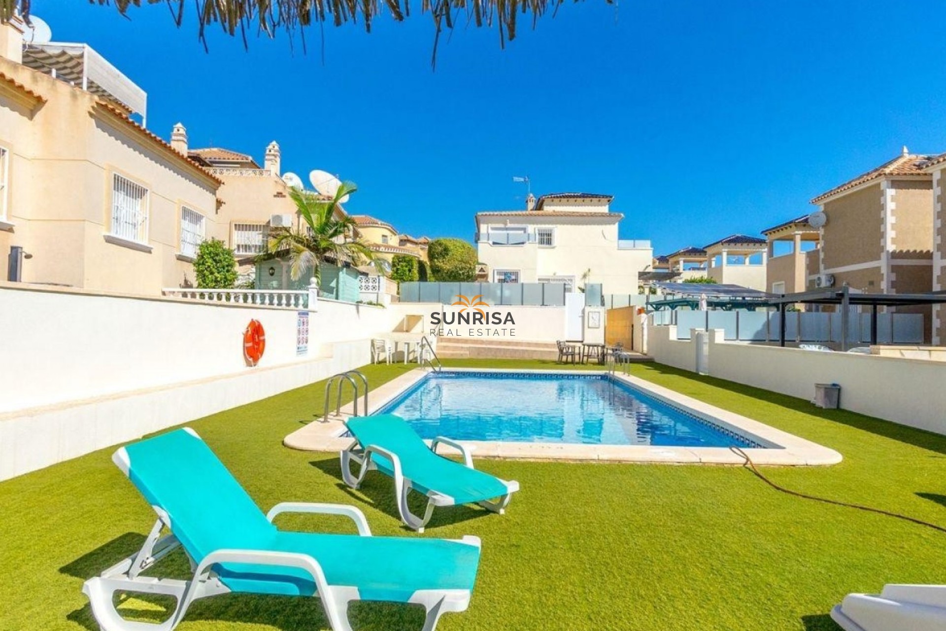 Revente - Villa - Orihuela Costa