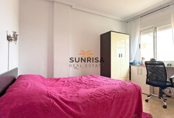 Appartement · Herverkoop - Torrevieja · Centro · Alicante · Spanje